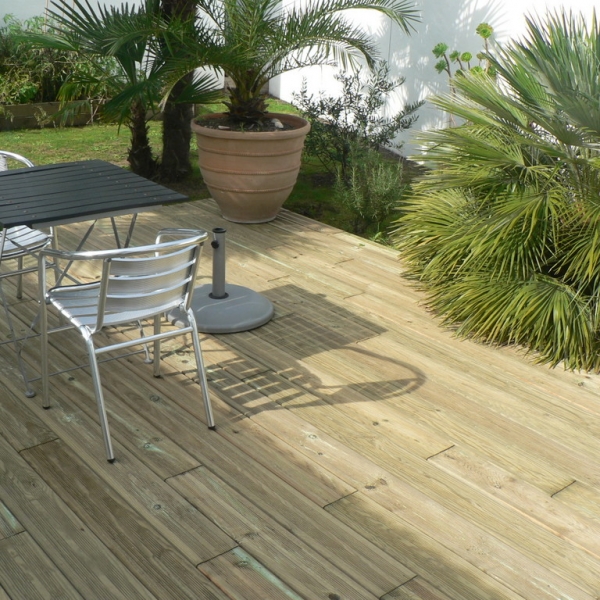 Créateur de jardin Terrasse bois bassussary